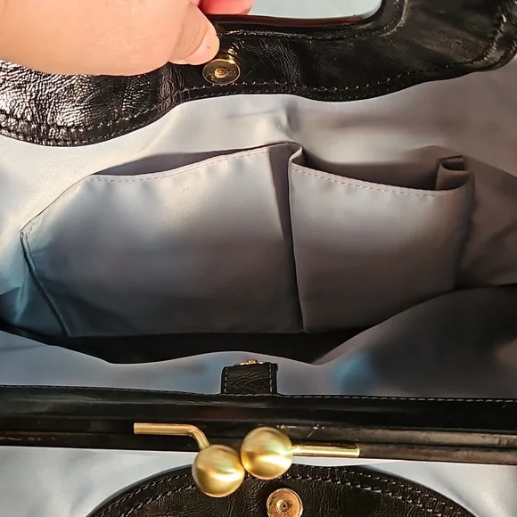 Coach Signature Fabric & Black Patent Purse - Picture 6 of 7